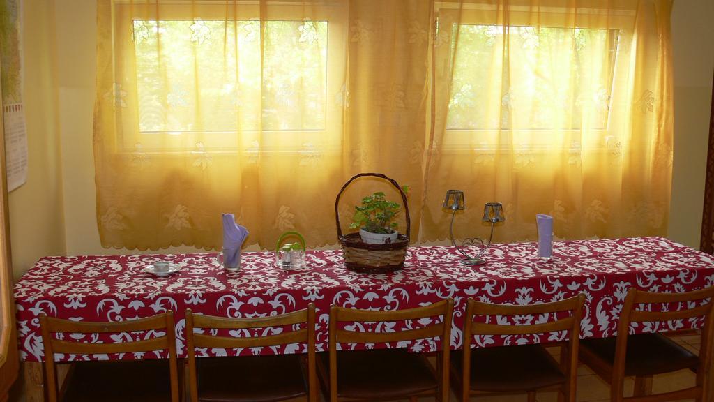 Pod Lipa Holiday home Iwaniska